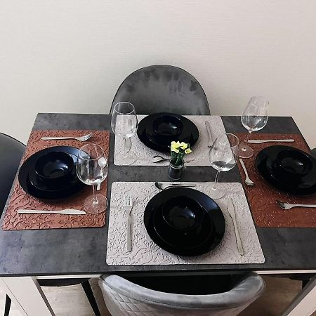 Logement Entier Chambre+Salon + Jardin & Terrasse Les Ulis Buitenkant foto