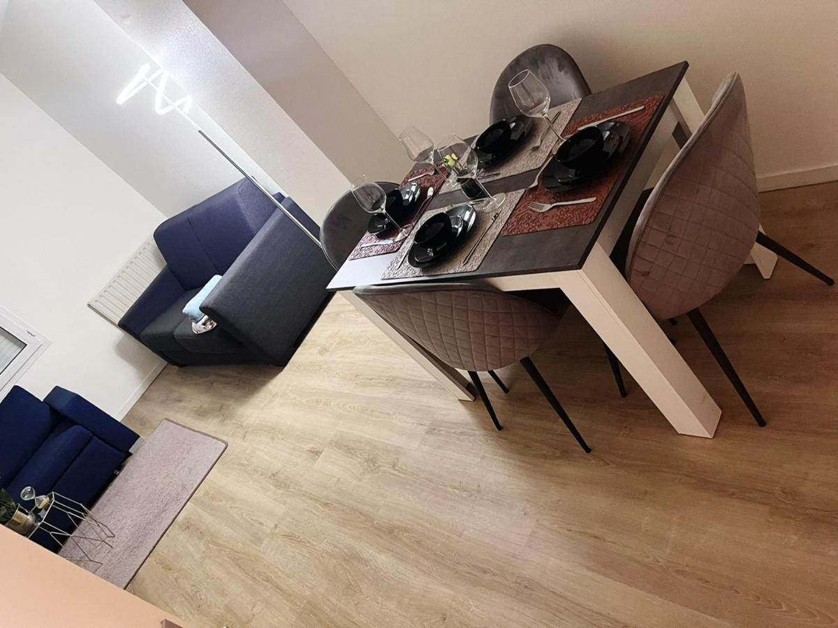 Logement Entier Chambre+Salon + Jardin & Terrasse Les Ulis Buitenkant foto