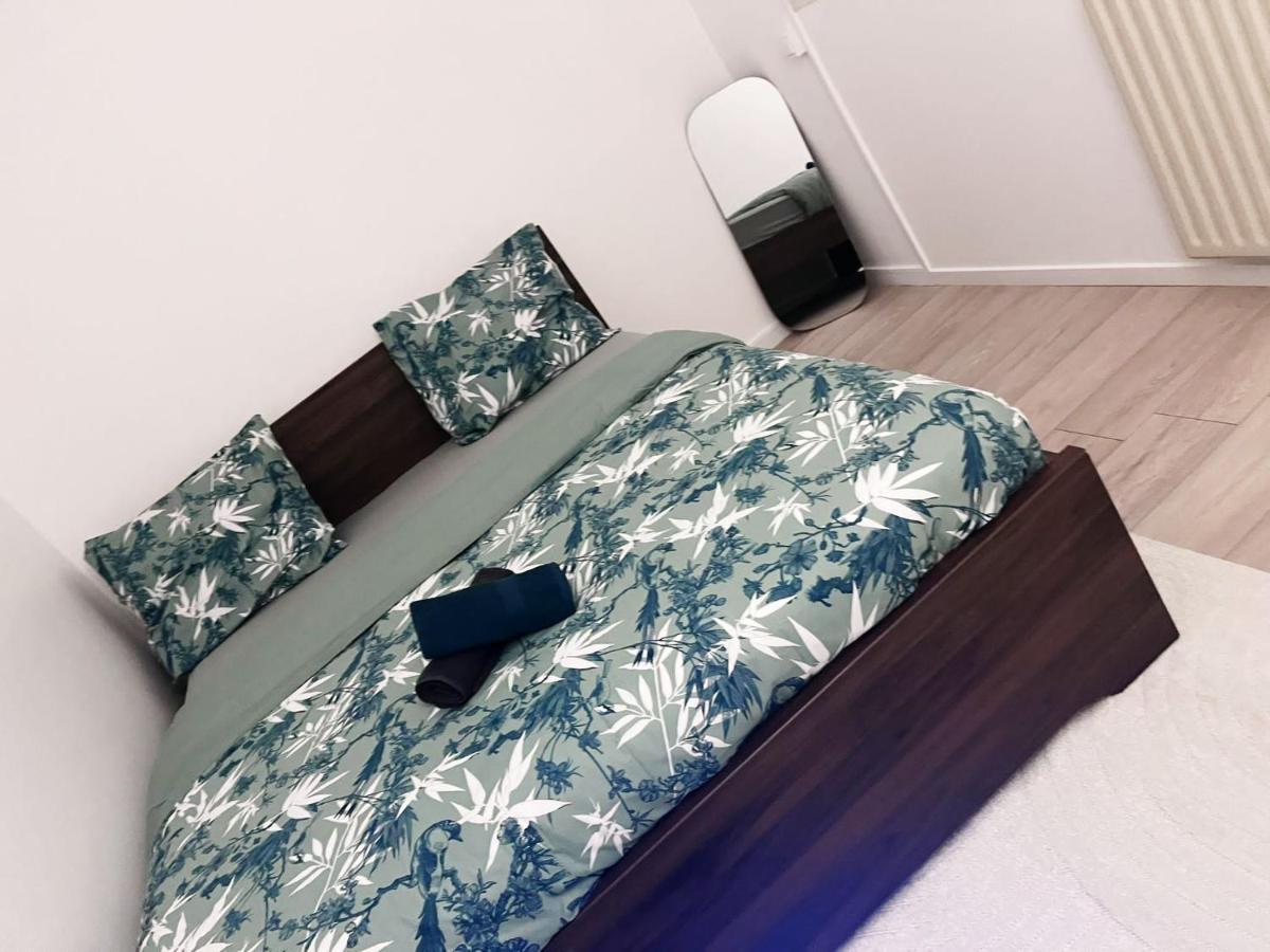 Logement Entier Chambre+Salon + Jardin & Terrasse Les Ulis Buitenkant foto