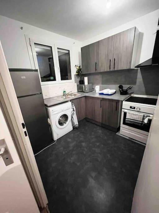 Logement Entier Chambre+Salon + Jardin & Terrasse Les Ulis Buitenkant foto